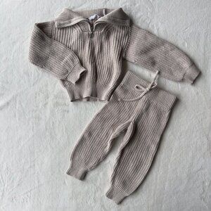 Kyte baby matching sweater set